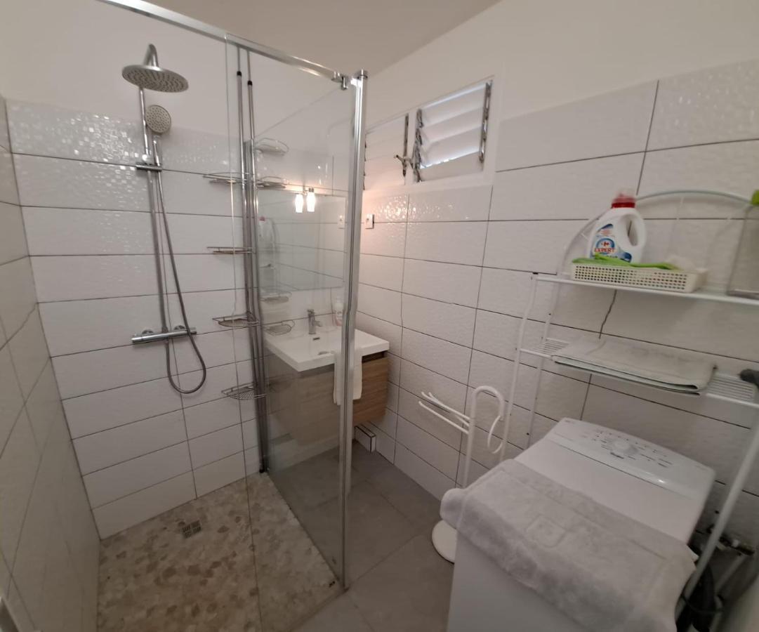 Vue Mer, Piscine, Appartement 4 Personnes เลอโกซิเยร์ ภายนอก รูปภาพ